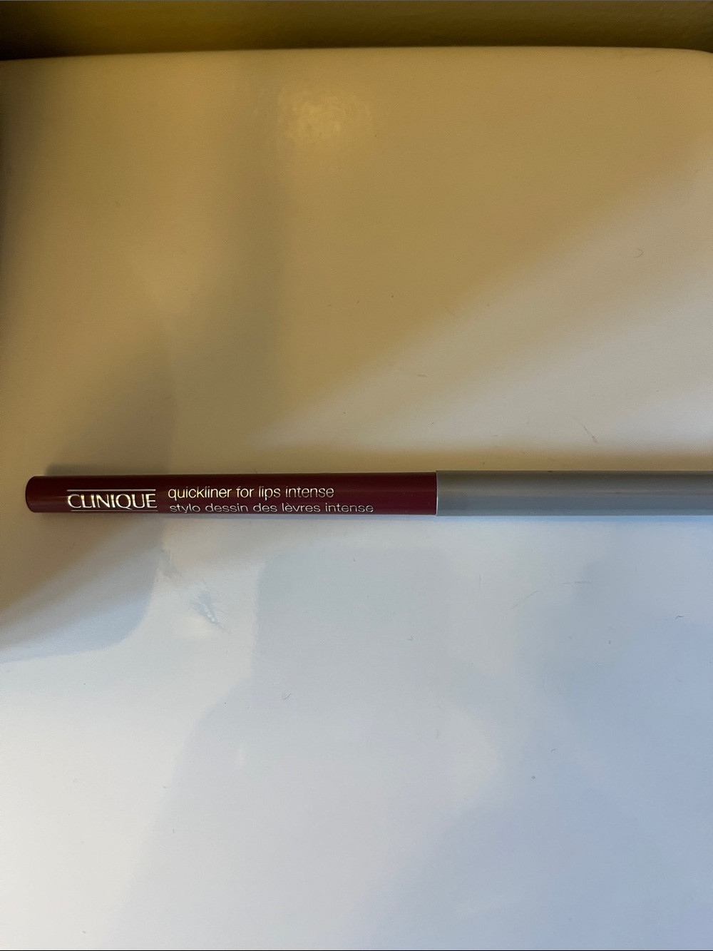 Clinique Quickliner for Lips Intense Cosmo — Berry Red Lip Liner